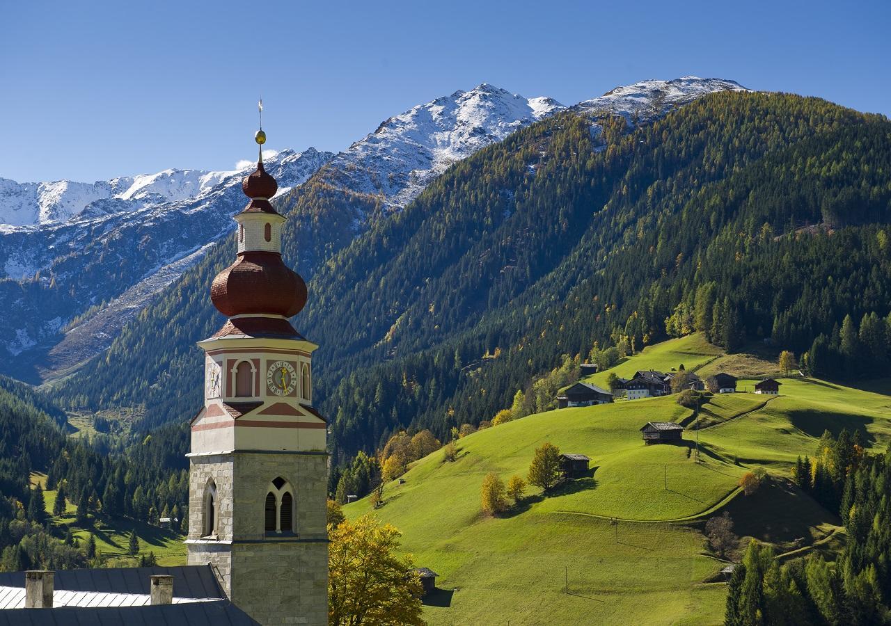 Отель Der Paternwirt Мария-Луггау Экстерьер фото